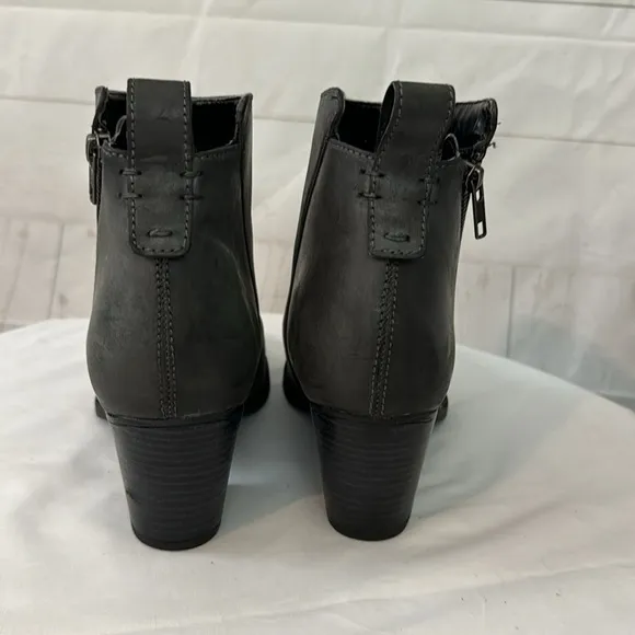 Rockport Size 9.5 Maddie Blue-Gray Ankle Zip Boots
