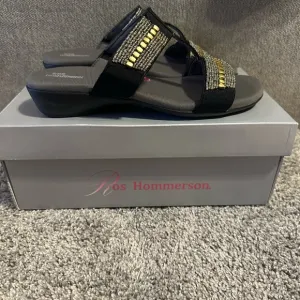 Ros Hommerson Women’s‎ Marcy Black Stretch Sandals Size 7.5