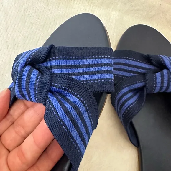 Rothy's Blue Sandals with Elegant Bow Detail 🌴☀️