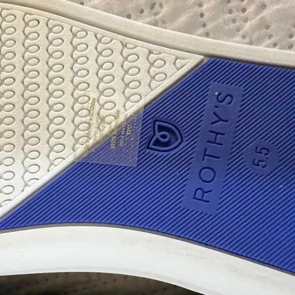 Rothy's The Original Slip On Sneaker, Women's Casual Fashion Shoes, size 5.5