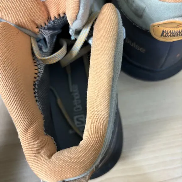 Salomon OUTpulse Mid / Ankle GTX Gore-Tex Hiking Boots Women Size 7