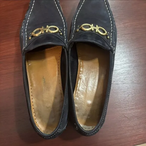Salvatore Ferragamo Black Suede Loafers Women's 9 AA Buckle Black