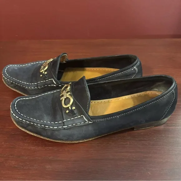 Salvatore Ferragamo Black Suede Loafers Women's 9 AA Buckle Black