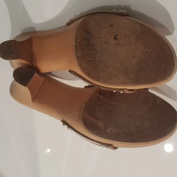 Salvatore Ferragamo womens sandals