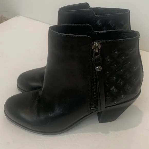 Sam Edelman ankle boots size 7w