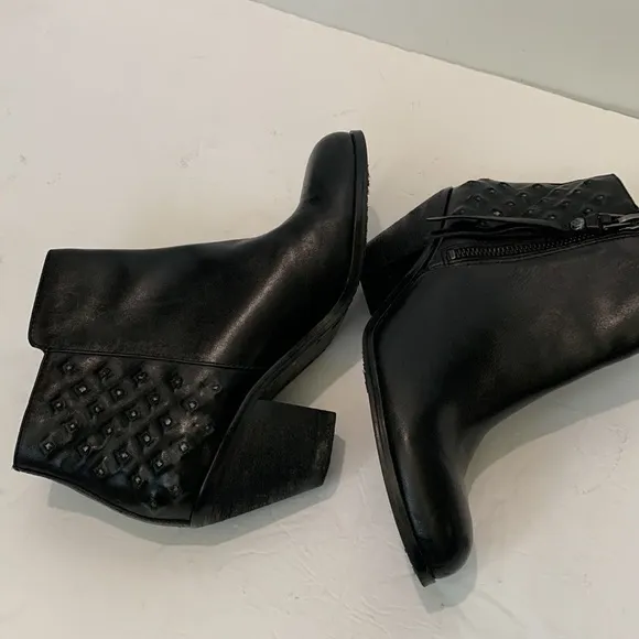 Sam Edelman ankle boots size 7w
