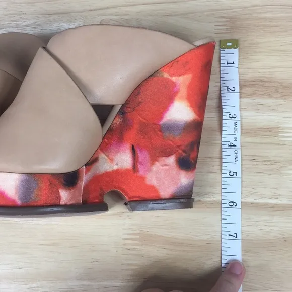 Sam Edelman Tan and Floral Jorgia Slip-on Platform