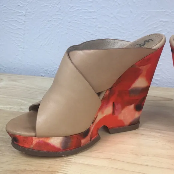 Sam Edelman Tan and Floral Jorgia Slip-on Platform