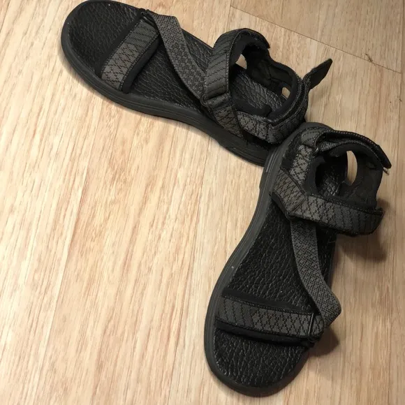 Sandals (Black and Grey)
