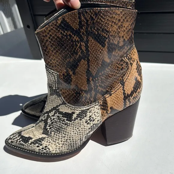 SCHULTZ Snakeskin Western Ankle Boots