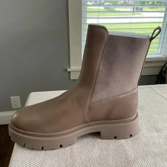 Schutz Billie Casual boots Platform Chunky size 10 NWOT