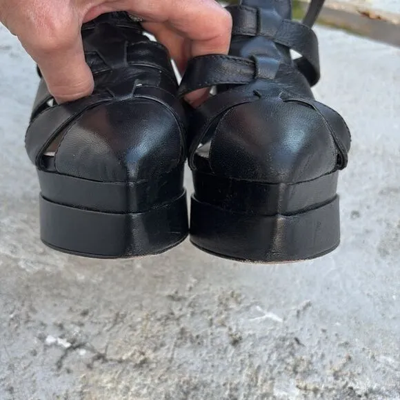 Schutz Daryl Platform