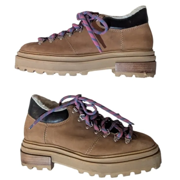 Schutz Lucille lace up combat ankle boots size 8.5 weatherproof