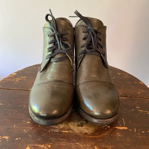 Seal of The Sutro Leather tie ankle boots-excellent condition! Taupe Brown W 10