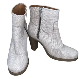 Shabbies Amsterdam Beige Snakeskin Western Slanted Heel Ankle Boot Size 38/7.5