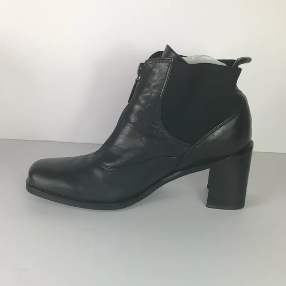 Shape by Ecco Zip Down Ankle Boots
