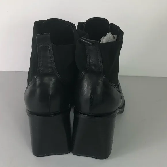 Shape by Ecco Zip Down Ankle Boots