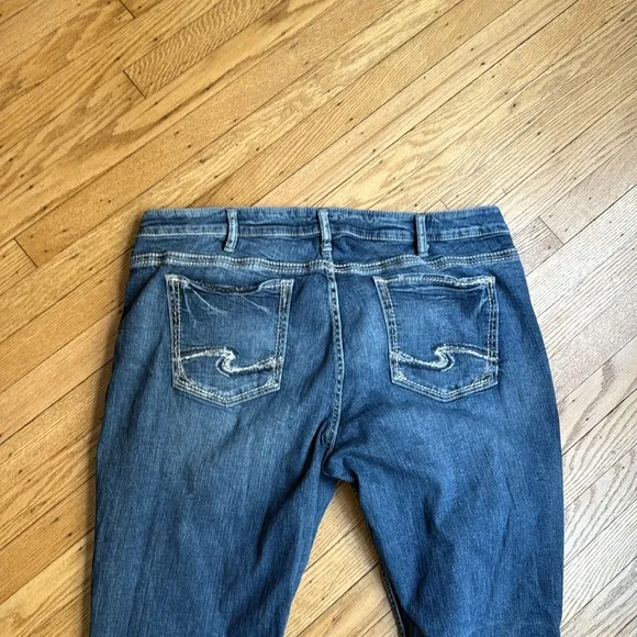 Silver Jeans Suki Slim Bootcut Jeans SZ 20 L33 Mid Rise Stretch Faded Wash