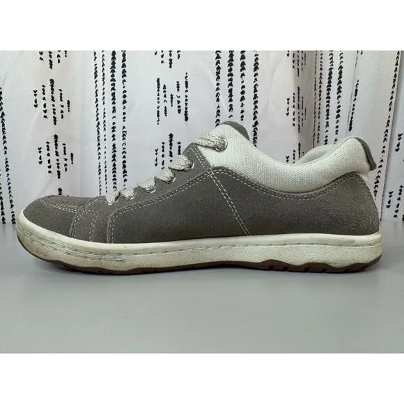 Simple Mens Suede Shoes 7.5 M 9.5 W Taupe 90s Grunge Comfort Classic Rock Retro