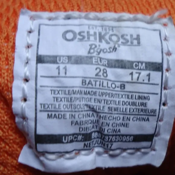 SIZE 11. Oshkosh B'gosh bumper toe boy's casual boots.