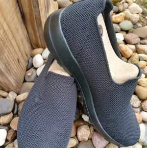 Skechers Go Walj Black Slip-On Knit Shoes Size 10