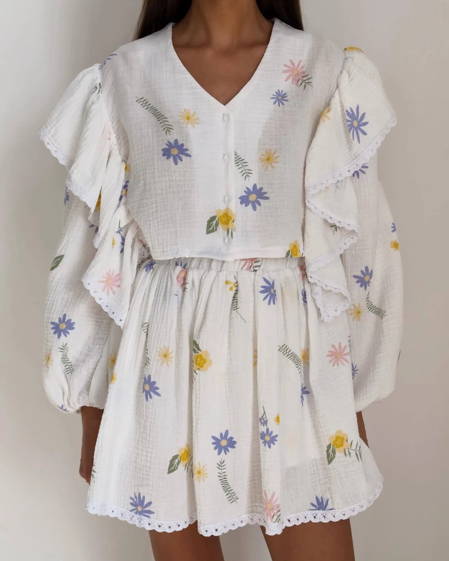 Sofia – Elegant Women’s Cotton Two-Piece Set
