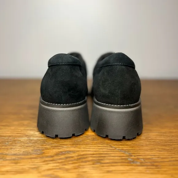 Softwaves Size 38.5 • Suede Vanna Black Platform Loafer Shoes.