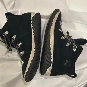 Sorel Black Suede Ankle Boots