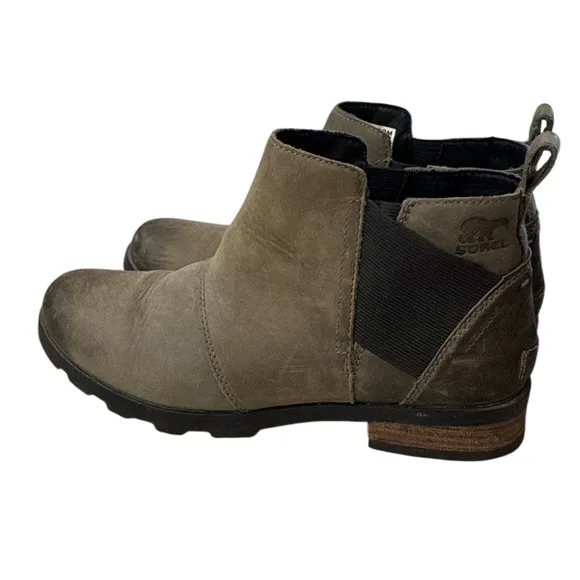 Sorel Emelie Chelsea Boot sz 10
