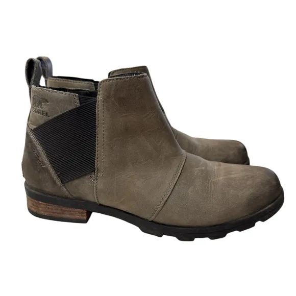 Sorel Emelie Chelsea Boot sz 10