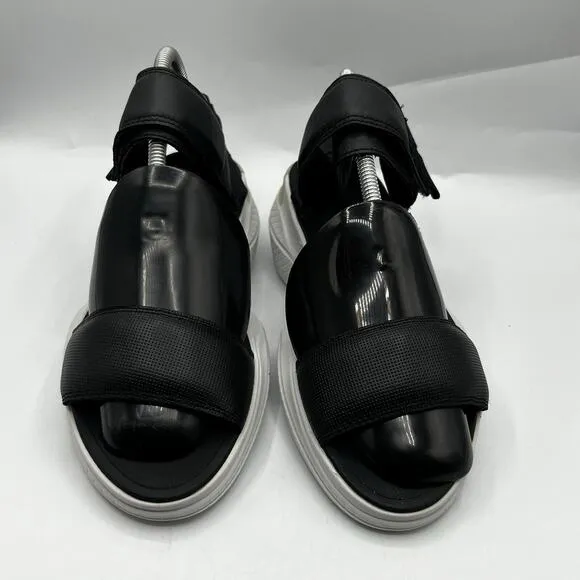 Sorel Explorer Blitz Stride Sandals Womens Size 9 Black MoonStone Strap Shoes