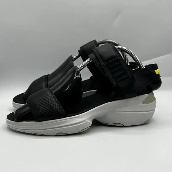 Sorel Explorer Blitz Stride Sandals Womens Size 9 Black MoonStone Strap Shoes