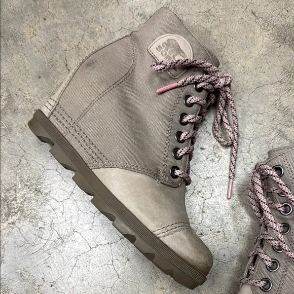 Sorel Gray Lace-Up Boots