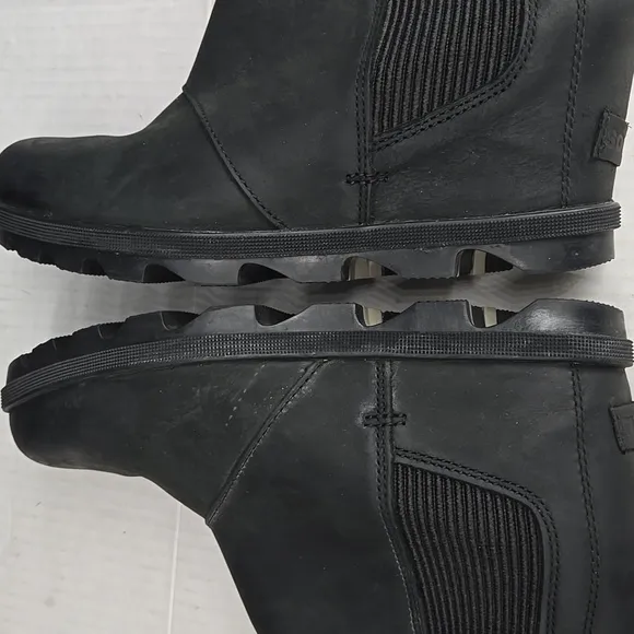 Sorel Joan Of Arctic Black Wedge Ankle Boots 9.5