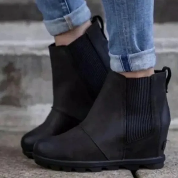Sorel Joan Of Arctic Black Wedge Ankle Boots 9.5