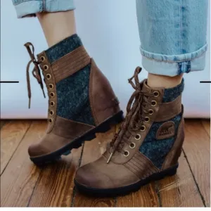 Sorel Lexi Wedge Boots Joan of Arctic Size 8
