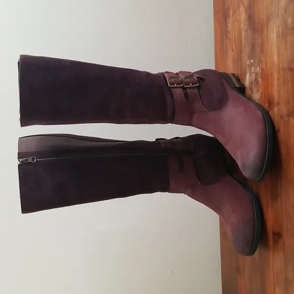 Sorel Lolla II Tall Burgundy Boots 10.5