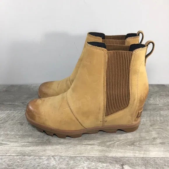 Sorel NL3022 Camel Leather Joan of Arctic Chelsea Ankle Womens Boots Size 8.5