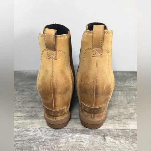 Sorel NL3022 Camel Leather Joan of Arctic Chelsea Ankle Womens Boots Size 8.5