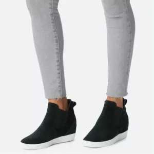 Sorel Out N About Black Suede Ankle Boots
