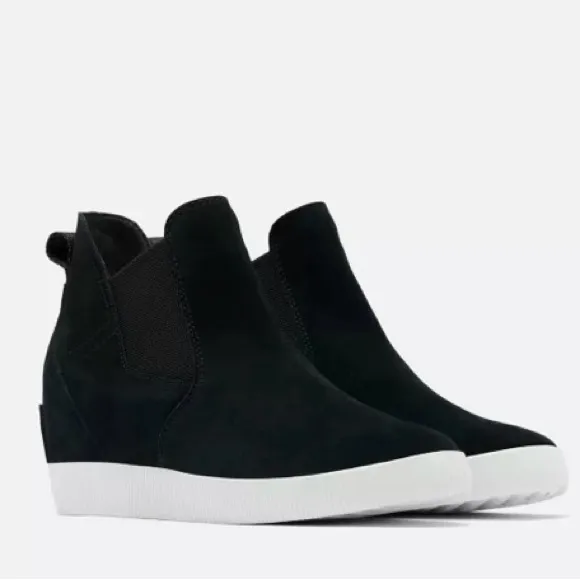 Sorel Out N About Black Suede Ankle Boots