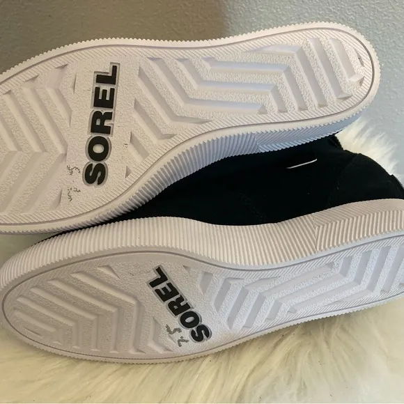 Sorel Out N About Black Suede Ankle Boots