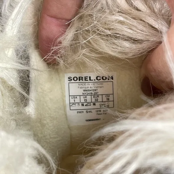 🎉Sorel Tofino II kids Tall Faux Fur Boots Winter Outdoors Tan Red Laces size 1
