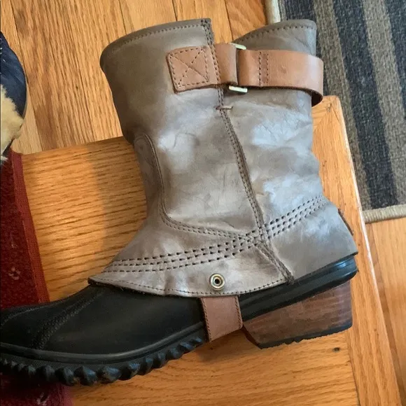 Sorel Two-Tone Leather Boots