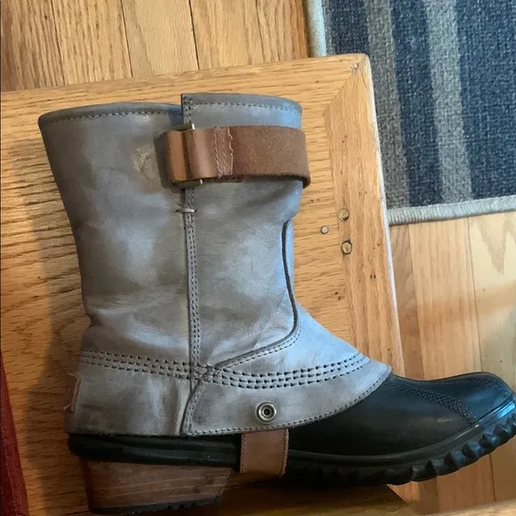 Sorel Two-Tone Leather Boots