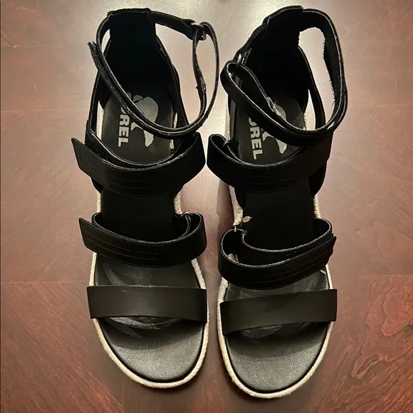 Sorel Women's Cameron Multi StrapWedge Sandal color black size 8