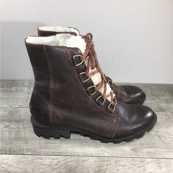 Sorel Womens NL3416 Phoenix Short Lace Up Cozy Sherpa Leather Brown Boots Size 9
