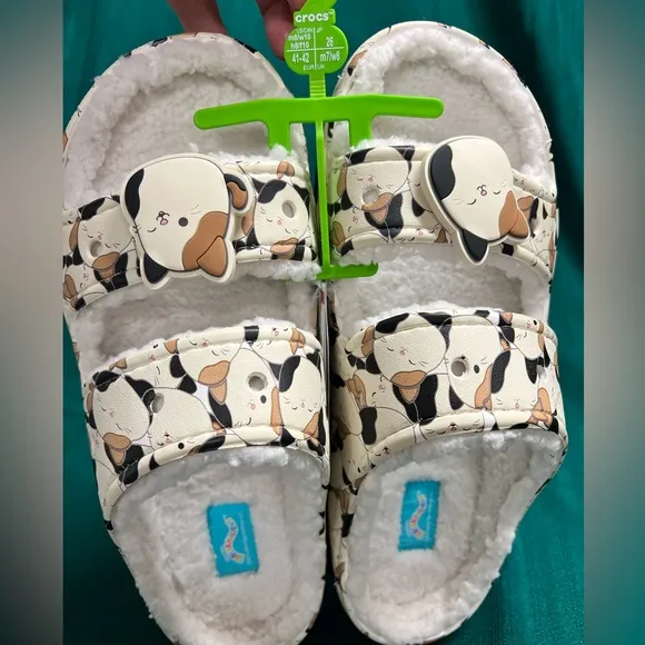 Squishmallows can cozzy croc sandals size 10