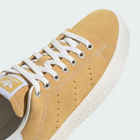 Stan Smith CS MEN  Shoes     Product color:‎ Oat / Core White / Gum