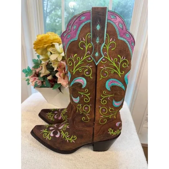 STERLING RIVER COWGIRL BOOTS -SR 140 BOOTS 9B(bota1500